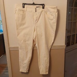 Torrid Feel The Fit Super Soft Light Cream Khaki High Rise Jeggings Sz 26R